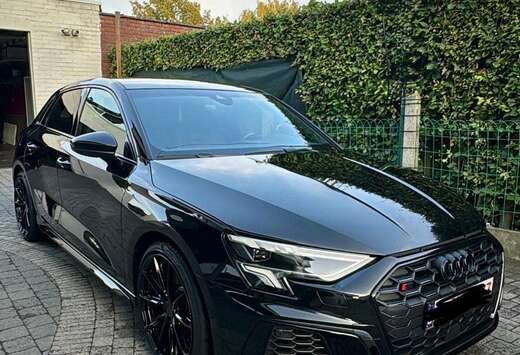 Audi TFSI Sportback quattro S tronic