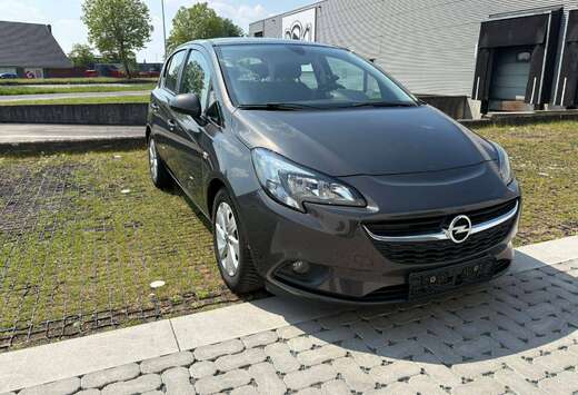 Opel Corsa 1.2i Cosmo