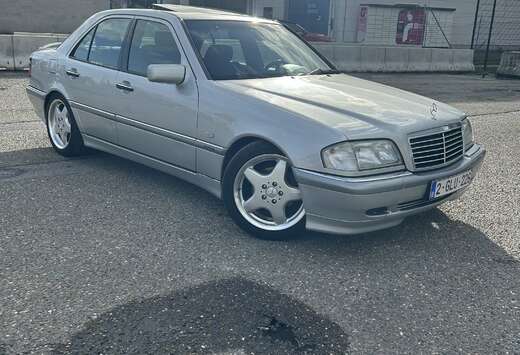 Mercedes-Benz Elegance Full Option