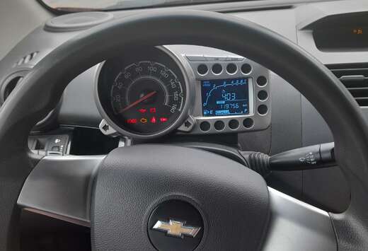 Chevrolet 1.0i LS