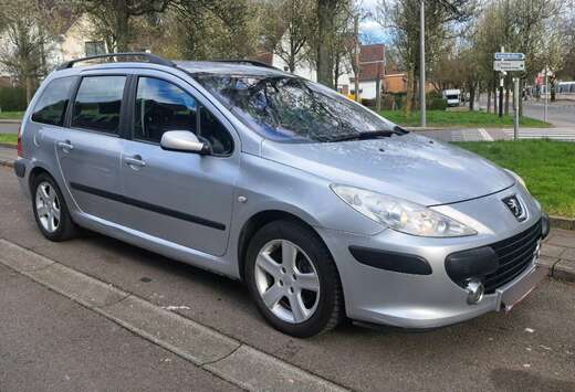 Peugeot 1.6 HDi * Prête à immatriculé