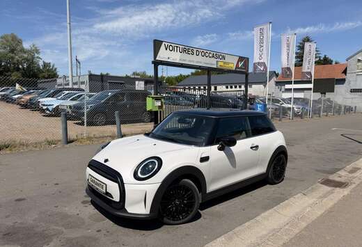 MINI 1.5 Steptronic 136