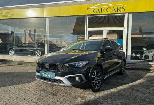 Fiat 1.5 GSE Hybrid City Cross  GARANTIE  CARPASS