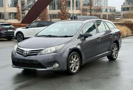 Toyota Avensis SW 2.0 D-4D Active