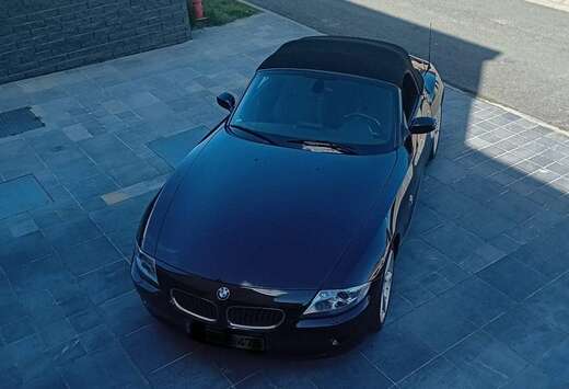 BMW Z4 2.2i 24v Pack Sport prête à l\'immatriculati ...