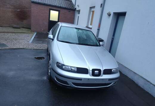 SEAT 1.6i 16v Comfort