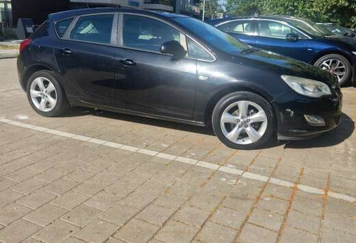 Opel 1.3 CDTi ecoFLEX Enjoy Start&Stop DPF