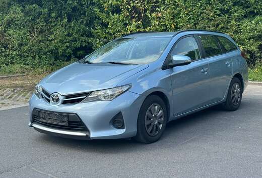 Toyota Auris SW 1.4 D-4D Dynamic