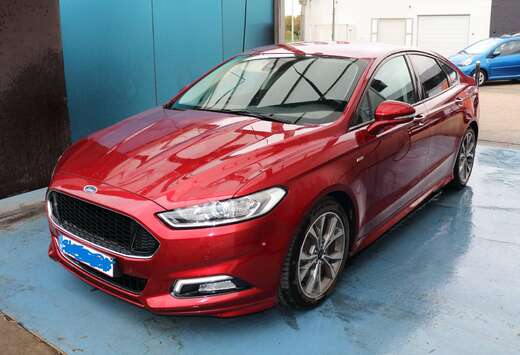 Ford Mondeo 2.0 EcoBoost ST-Line