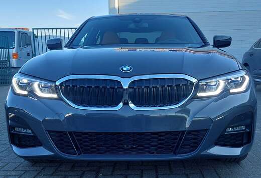 BMW 330E PACK M