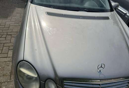 Mercedes-Benz E 220 CDI Automatik Avantgarde DPF