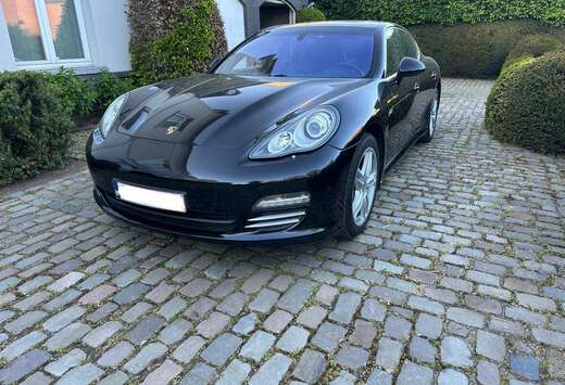 Porsche Panamera 4S 4.8i V8 PDK