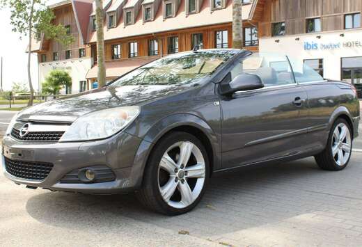 Opel CABRIO 1.9 CDTi Cosmo LEDER PDC ALU18\