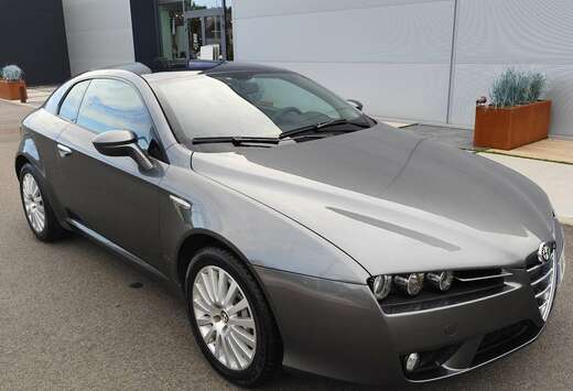 Alfa Romeo 2.4 JTDm Sky View