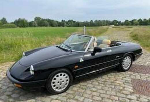 Alfa Romeo Spider 2.0
