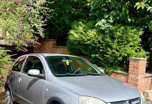 Opel 1.0i XE 12v Comfort Easytronic