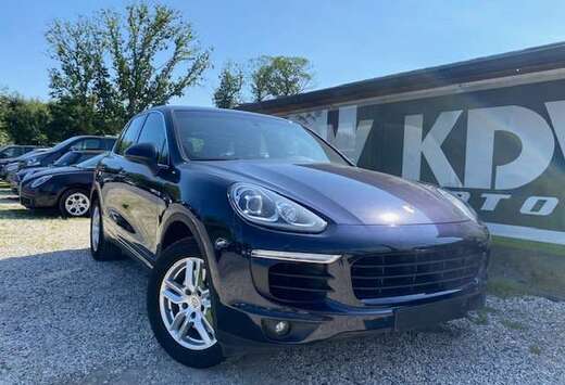 Porsche 3.0i V6 PHEV S Tiptronic