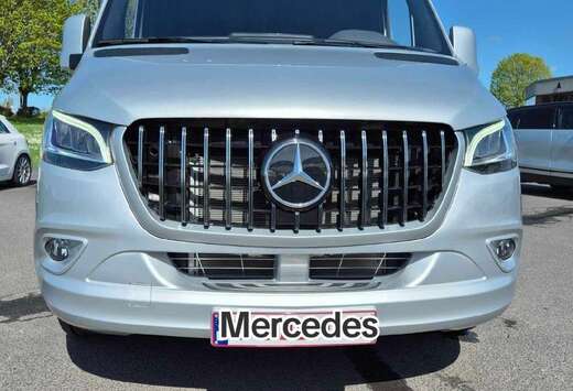 Mercedes-Benz 211 2.0 CDI L1H1 FWD 9G-tronic (EU6d)