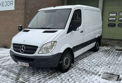 Mercedes-Benz Mercedes Sprinter 213 L1H1 Gekeurd