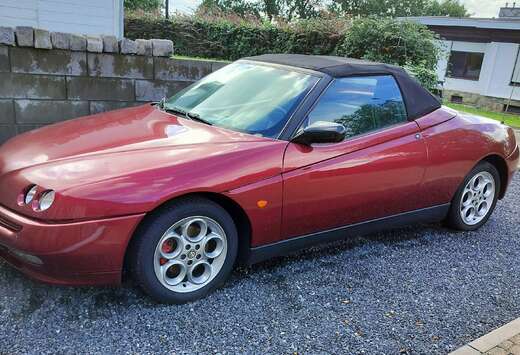 Alfa Romeo 2.0i Lusso