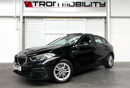 BMW 118i Advantage PANO*NAVI*CARPLAY*CC*PDC*AC