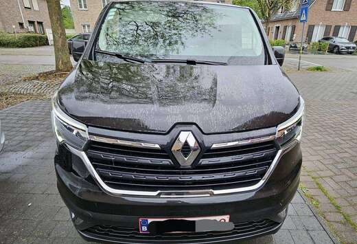 Renault 2.5 dCi 29 L2H1 Confort