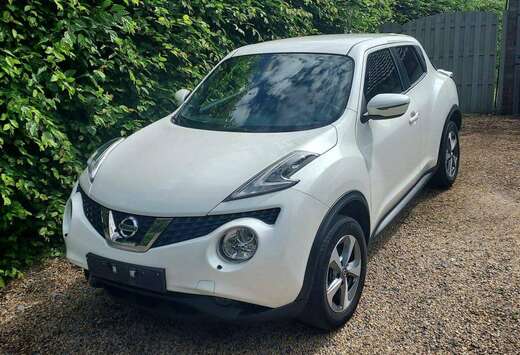 Nissan Juke 1.6i 2WD N-Connecta Xtronic