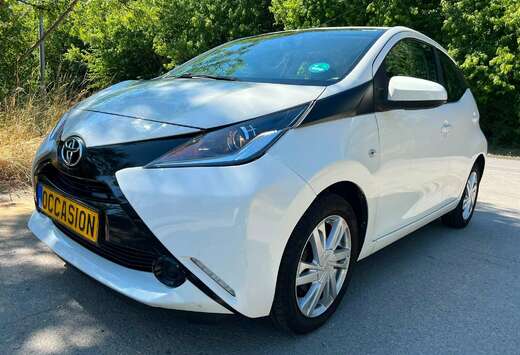 Toyota Aygo x-pose