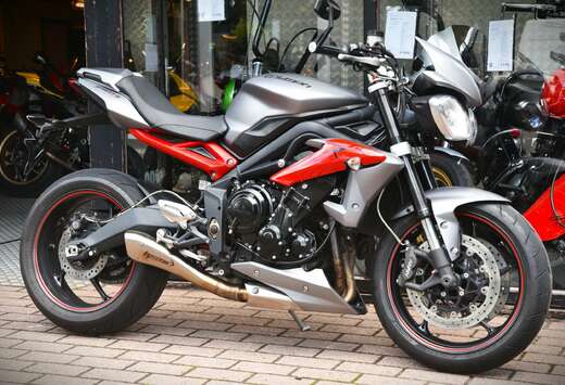 Triumph ***MOTO VERTE***