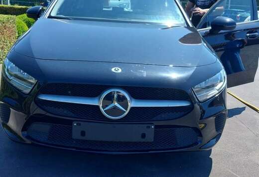 Mercedes-Benz (EU6AP)