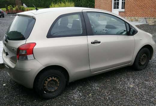 Toyota 1.0i VVT-i Comfort