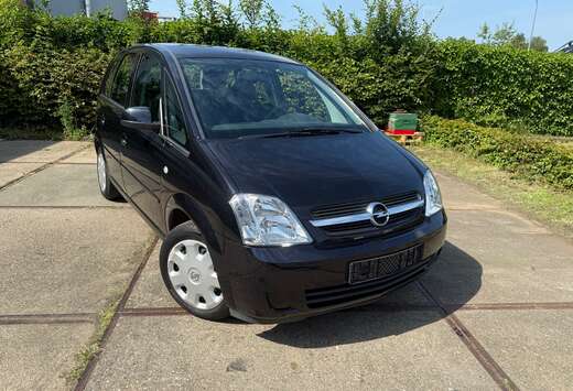 Opel Meriva 1.8i Cosmo Easytronic