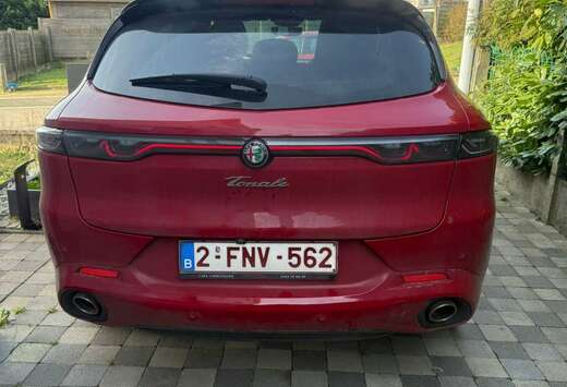 Alfa Romeo PHEV 1.3 Q4 Tributo Italiano (206 kW)