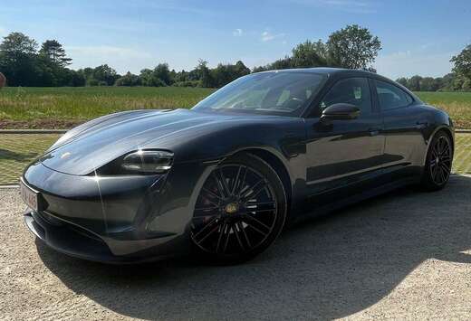 Porsche Taycan 79.2 kWh Taycan 4S