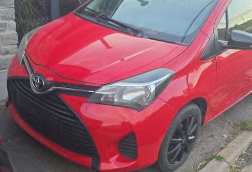 Toyota Yaris 1.0i VVT-i Pure