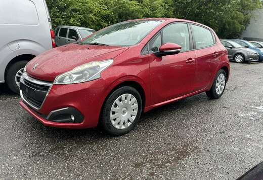 Peugeot 208 1.2i PureTech Active 12 mois de garantie