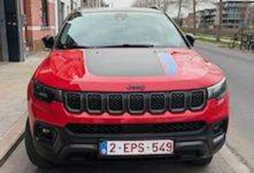 Jeep Compass PHEV 1.3 Turbo AWD Trailhawk