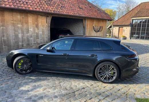 Porsche Panamera 4S e-Hybrid 2.9 V6 Turbo PHEV PDK