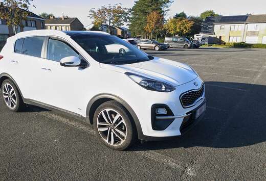 Kia Sportage 1.6 CRDi 4WD Line Lux DCT PANORAMA