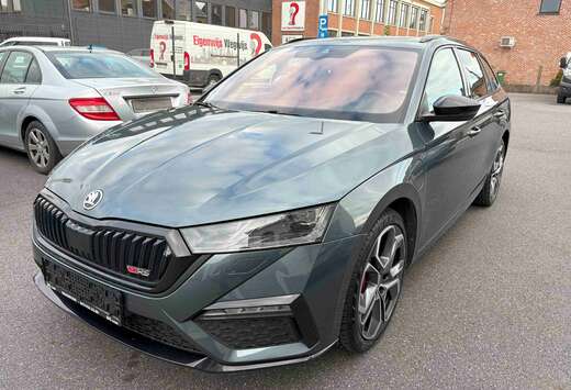 Skoda Octavia Combi 1.4 TSI iV DSG RS 245pk