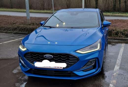 Ford Focus 1.0 EcoBoost MHEV ST-Line Design