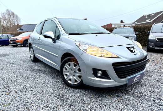 Peugeot 207+ 1.4i *** AIRCO *** 75000km Seulement