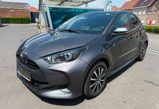 Toyota Yaris 1.5i Dual VVT-iE Dynamic GARANTIE 12 MOI ...
