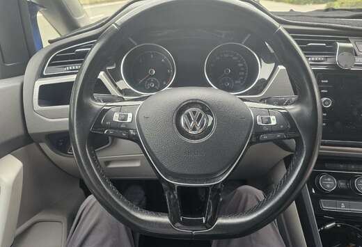 Volkswagen Touran 1.6 TDi SCR Sound Sound