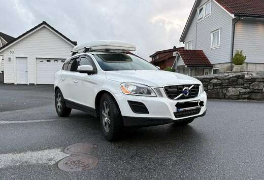 Volvo XC60 2.0 D4 Momentum Geartronic