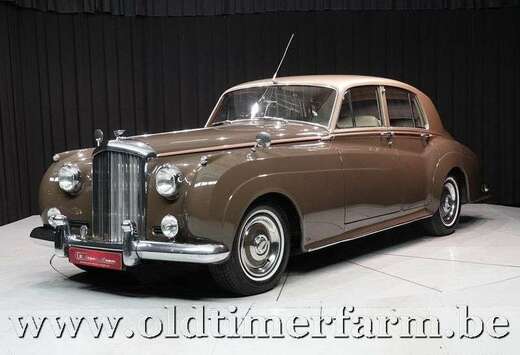 Bentley Radford \'60