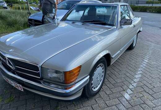 Mercedes-Benz 420 SL V8