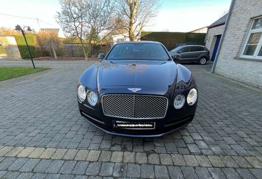 Bentley Flying Spur 4.0 BiTurbo V8
