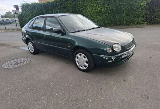 Toyota 1.6i 16v L. Luna AIRCO CLIMATISÉ