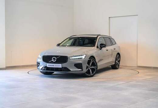 Volvo T8 eAWD Plug-in hybride Ultimate Dark